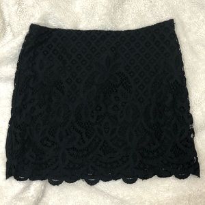 FREE PEOPLE - BLACK LACE MINI SKIRT - B8